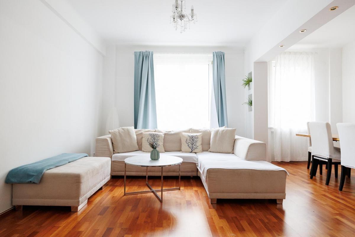 Operastreet City-center Premium Apartament *